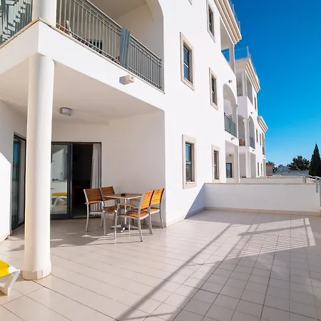 Petra Hotel apartamentowy Albufeira