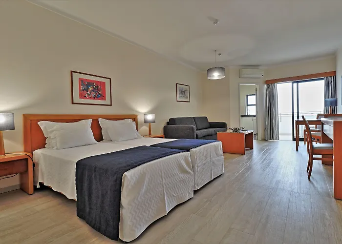 Petra Apartmanhotel 4*