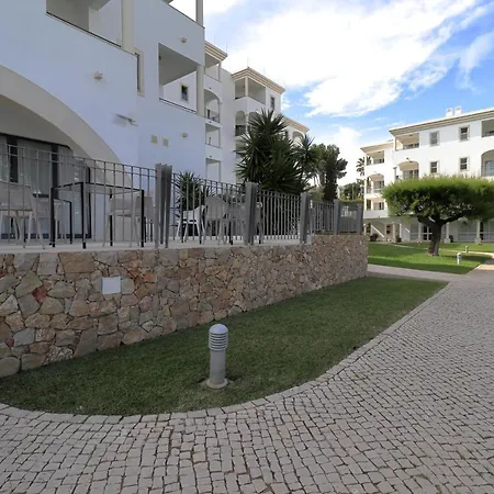 Petra Aparthotel 4*