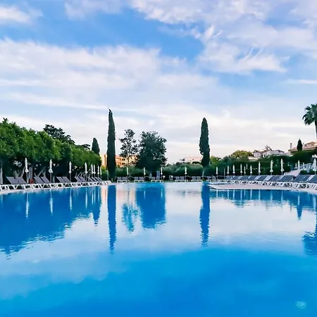 Aparthotel Petra