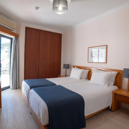 Petra Aparthotel 4*