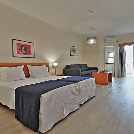 Petra Aparthotel 4*