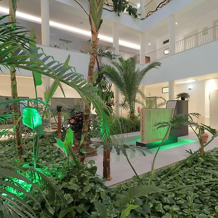 Aparthotel Petra 4*