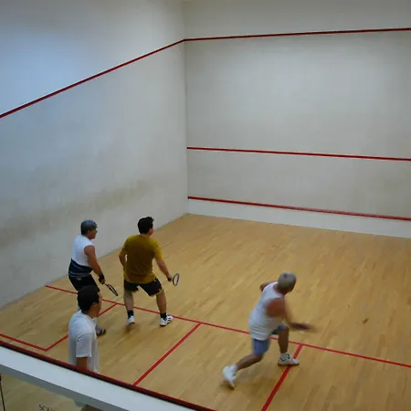 维拉佩特拉公寓式酒店 4*